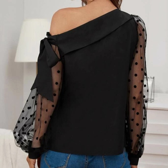 Beautiful woman lace blouse - Picture 6 of 8